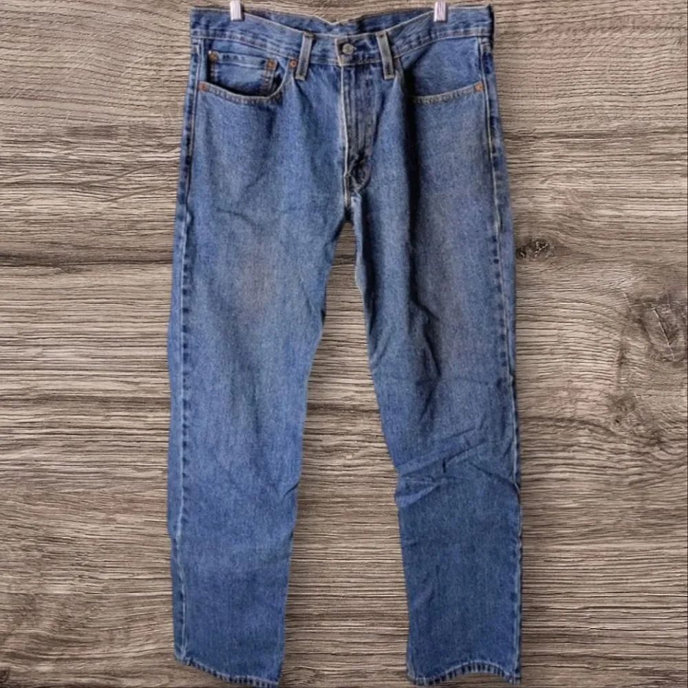 LEVI STRAUSS 550 Relaxed Fit Medium Wash 100% Cotton Blue Jeans Size 34 X 34